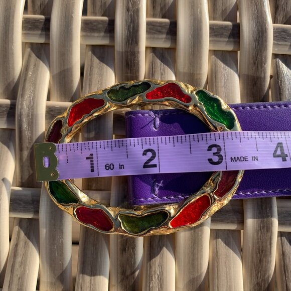 Vintage Purple Leather Statement Gold Buckle Retro 80s 90s Glam Waist Belt - Picture 13 of 13